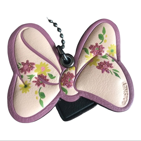 **SOLD**NWT Coach Disney Mickey Mouse Kisslock Wristlet - Picture 4 of 7